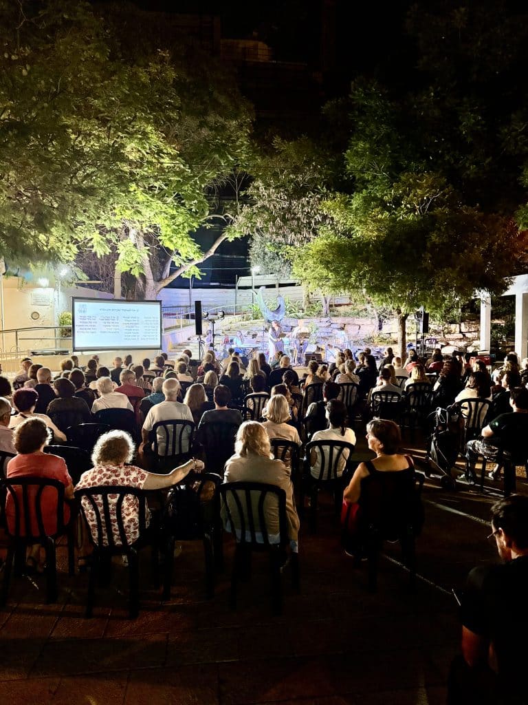 ערב סליחות מרגש בבית ראשונים ״שרים סליחות״