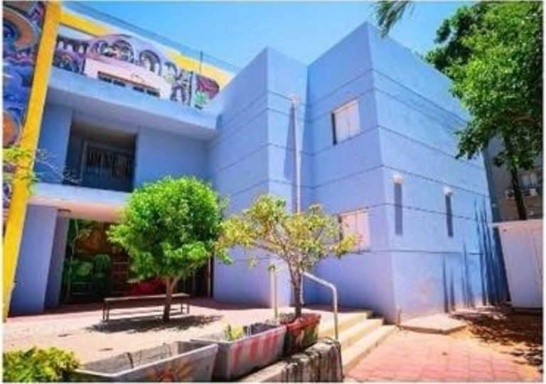 גבעתיים: שנת הלימודים תשפ"ו נפתחה – כל מוסדות החינוך ממוגנים
