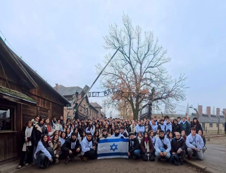 משלחת י״ב מבית ספר אהל שם מרמת גם במסע לפולין , ״שבוע מטלטל שמלווה אותנו לכל החיים״