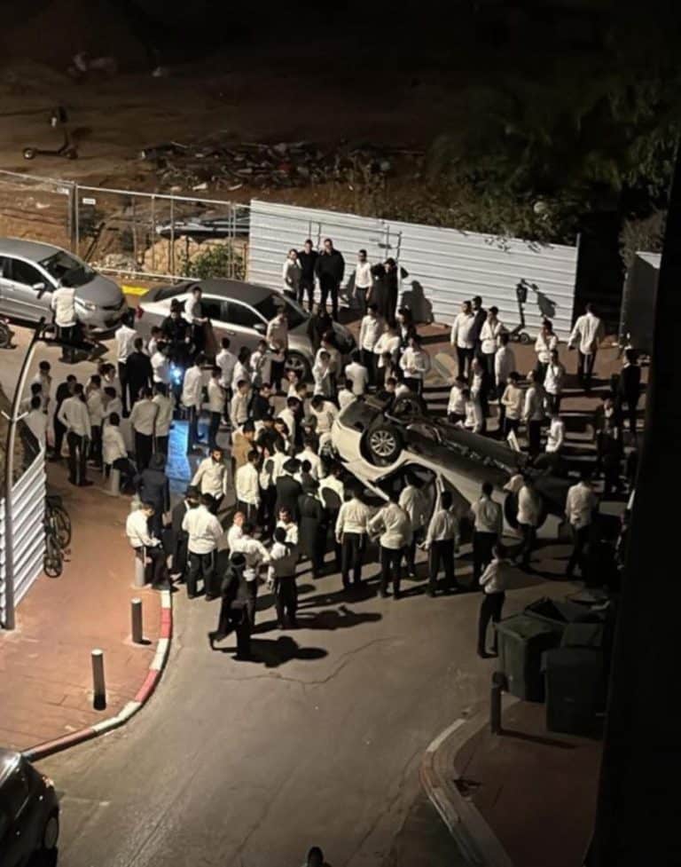 התפרעות לילית ברחוב חד נס ברמת גן , ניסיון מעצר עריק הידרדר למהומה שלושה נעצרו