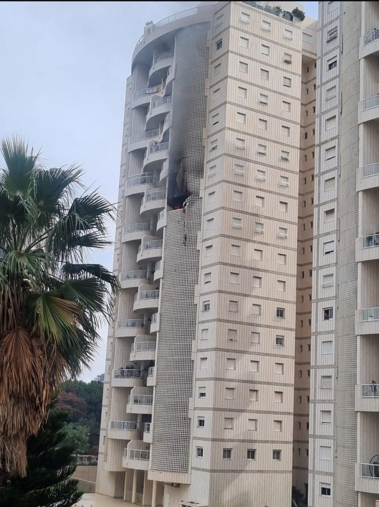 פיצוץ ושריפה חזקה במרום ונווה