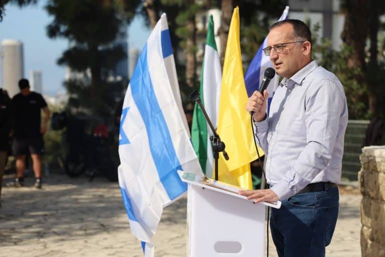 ראש עירית גבעתיים רן קוניק מצטרף לקריאה.הצעת חוק הגיוס מהווה סכנה למרקם החברתי