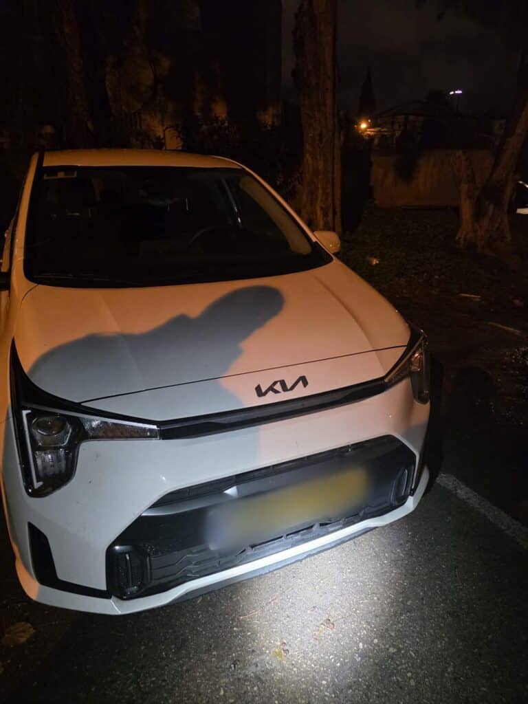 גנב רכב ברמת גן בזמן שבעליו חילק עיתונים – החשוד נעצר