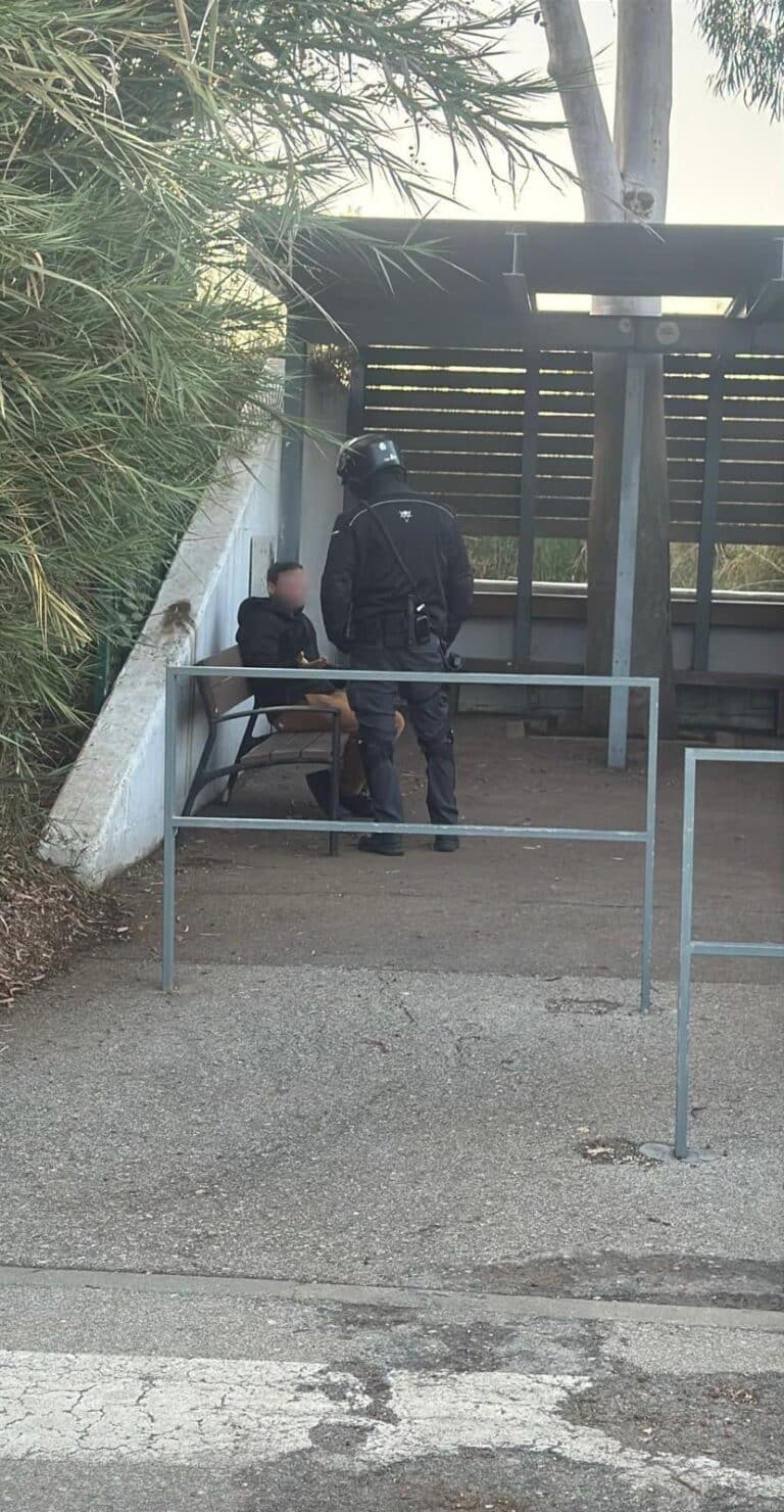 לאחר תלונות על חשוד שמטריד בשכונת חרוזים רמת גן, יצאה פעילות יזומה של יחידת סע״ר ונעצר החשוד