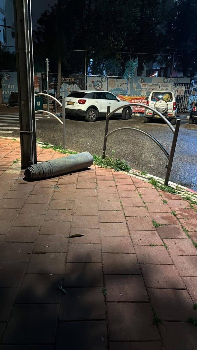  דרמה לילית ברמת גן: החפץ המפחיד היה שטיח מגולל