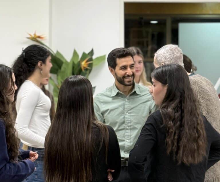 “אנחנו חייבים לחשוב על בני הנוער שלנו בכל החלטה במלחמה הזו או שזה יחזור אלינו כמו בומרנג” – כך אומר סגן ראש עיריית רמת גן, ישראל זרי, על רקע התקופה המאתגרת שעוברת על המדינה.