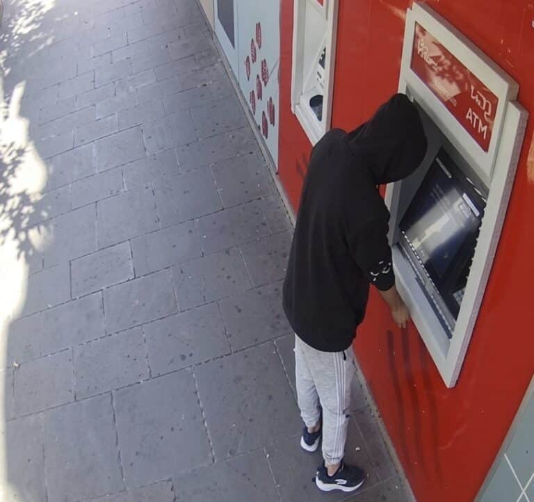 בני זוג, תושבי מרמת גן – נעצרו בחשד לעוקץ כרטיסי אשראי בהיקף של מעל 100 אלף ש״ח