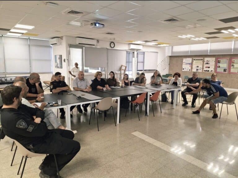 גבעתיים מחזקת את שיתופי הפעולה למניעת אלימות בקרב בני ובנות הנוער